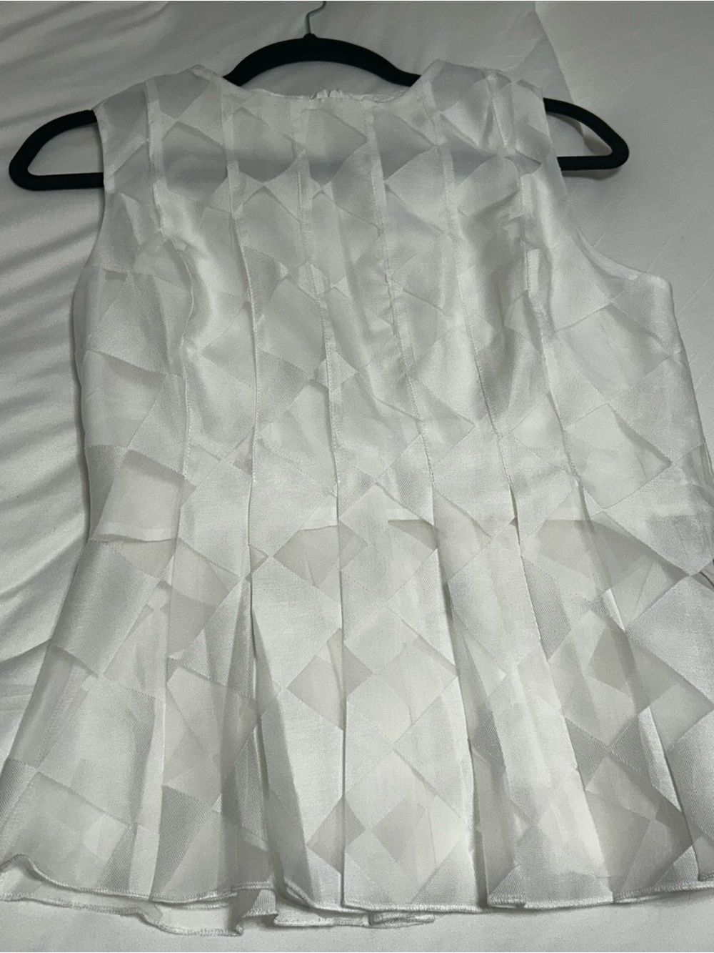 Commense Semi-Sheer Geometric Peplum Top size (Medium)